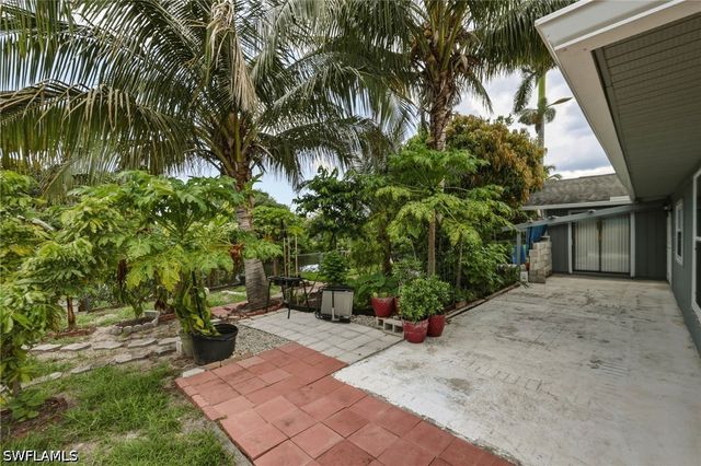 2315 54th TER SW, Naples, FL 34116