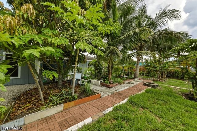 2315 54th TER SW, Naples, FL 34116