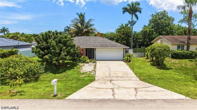 2315 54th TER SW, Naples, FL 34116
