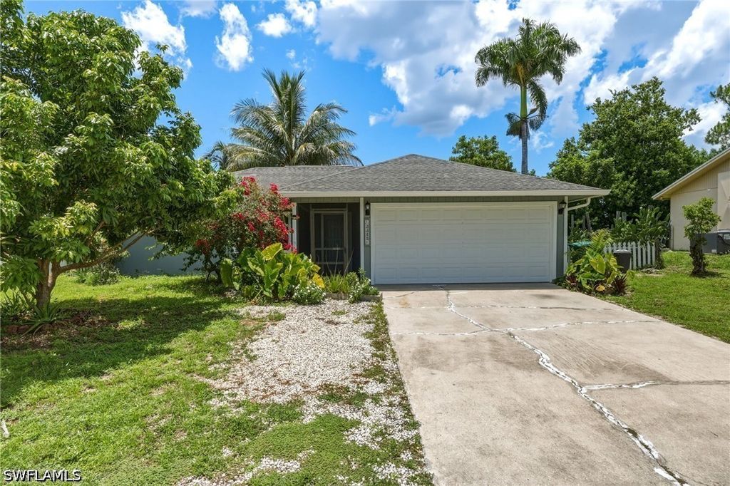 2315 54th TER SW, Naples, FL 34116
