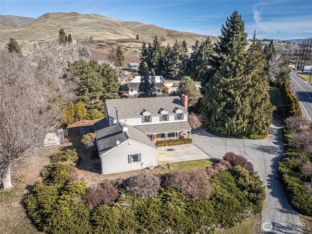 2328 Easy Street, Wenatchee, WA 98801