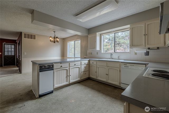 2328 Easy Street, Wenatchee, WA 98801