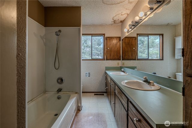 2328 Easy Street, Wenatchee, WA 98801