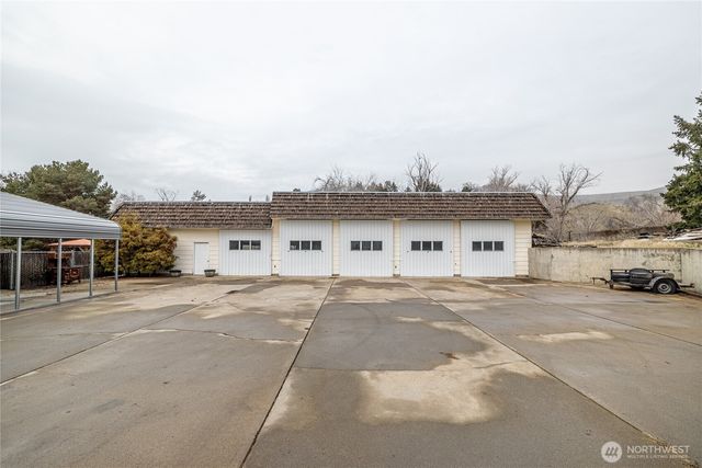 2328 Easy Street, Wenatchee, WA 98801