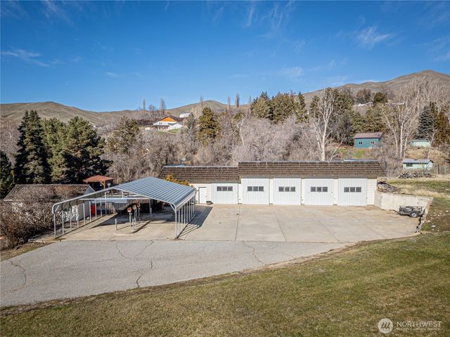 2328 Easy Street, Wenatchee, WA 98801