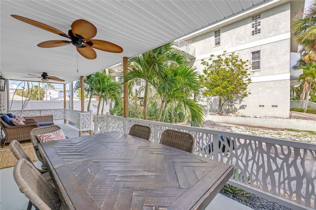 134 86TH TERRACE, Treasure Island, FL 33706