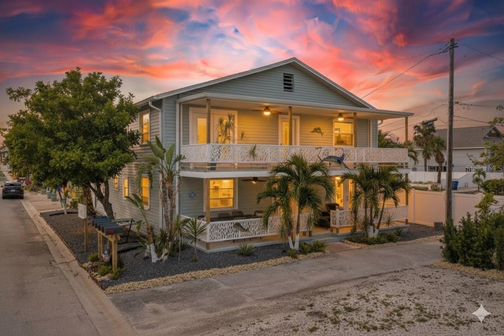 134 86TH TERRACE, Treasure Island, FL 33706
