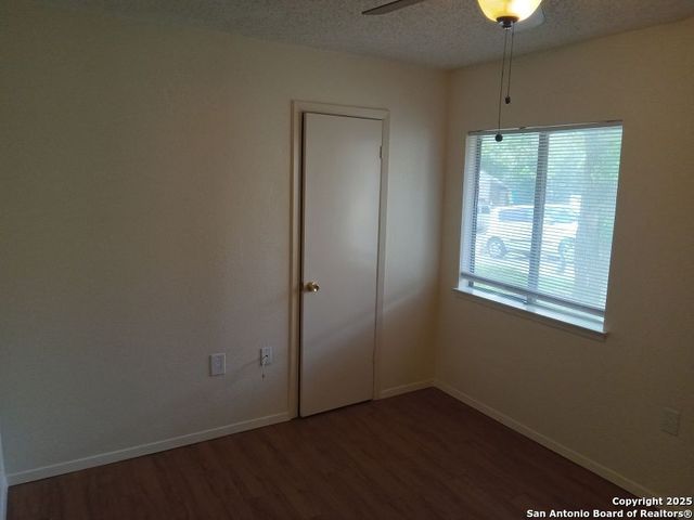 9835 Meadow Way, Converse, TX 78109