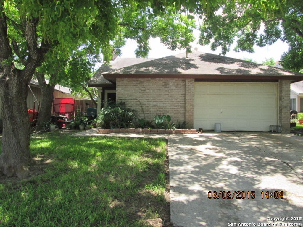 9835 Meadow Way, Converse, TX 78109