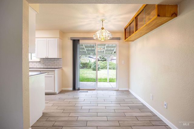 106 17th Avenue, Caldwell, ID 83605