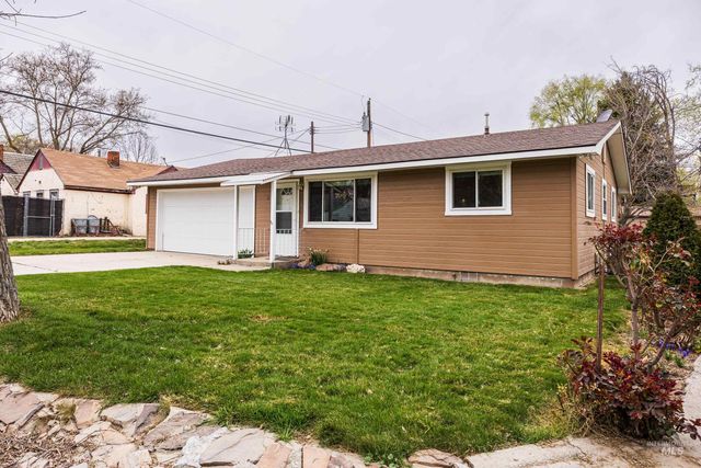 106 17th Avenue, Caldwell, ID 83605