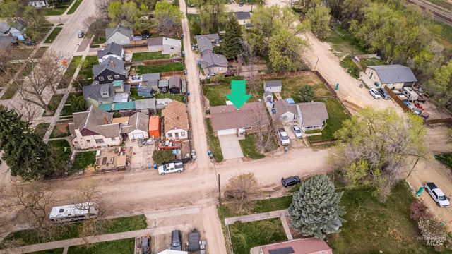 106 17th Avenue, Caldwell, ID 83605