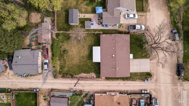 106 17th Avenue, Caldwell, ID 83605