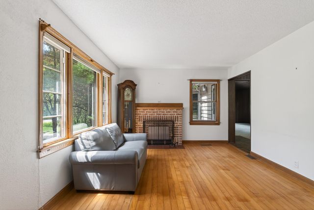 8118 80th Street N, Stillwater, MN 55082