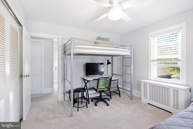 8 EVERGREEN LN, Haddonfield, NJ 08033