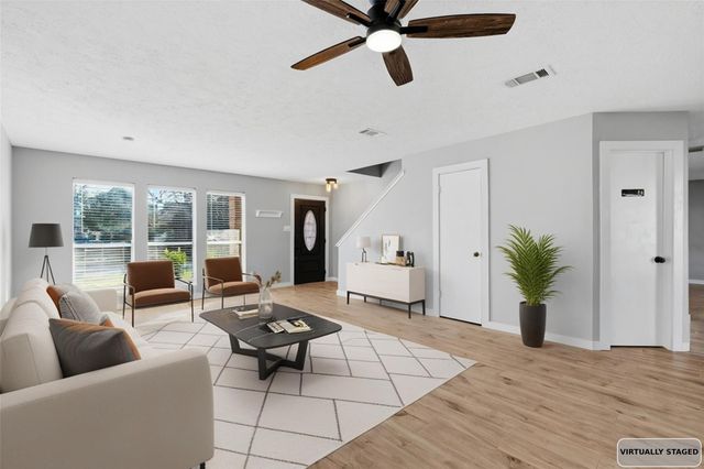 10422 Mist Lane, Houston, TX 77070