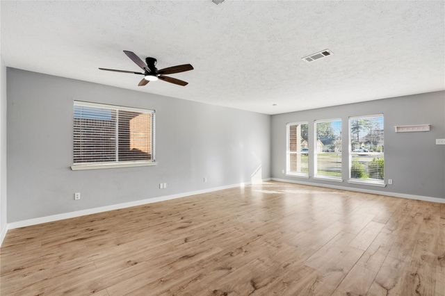 10422 Mist Lane, Houston, TX 77070