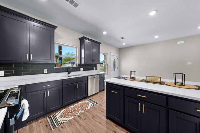 808 Jefferson Street E, Sulphur Springs, TX 75482