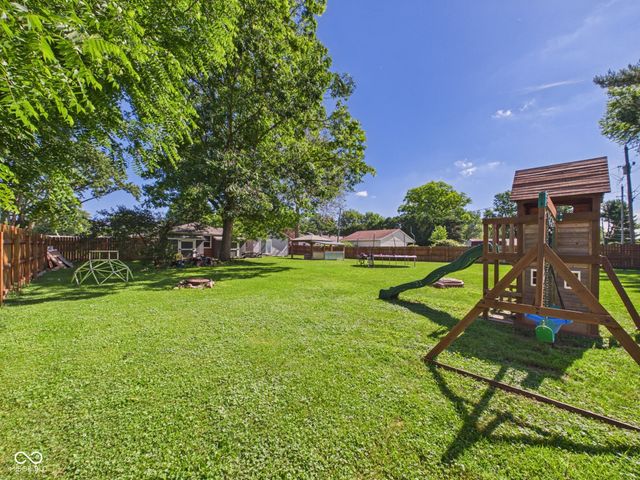 2763 W Hickory Drive, Anderson, IN 46013