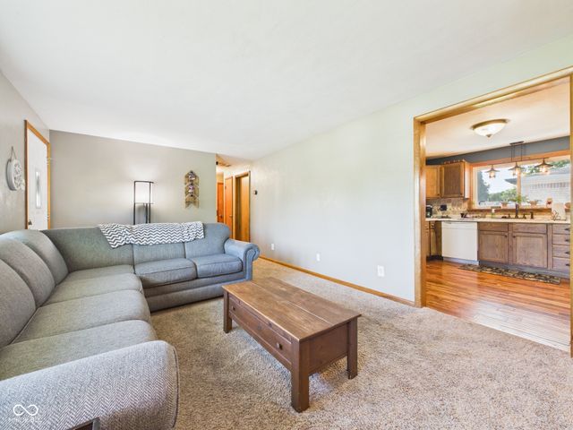 2763 W Hickory Drive, Anderson, IN 46013