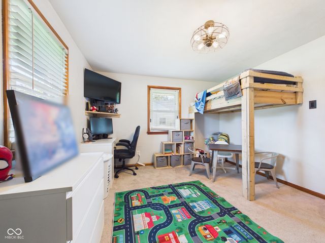 2763 W Hickory Drive, Anderson, IN 46013