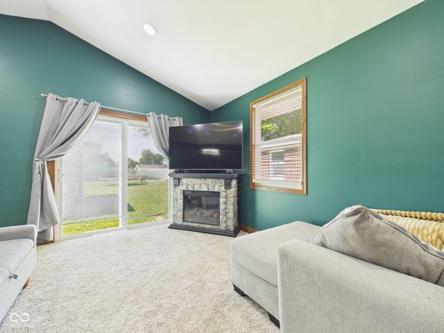 2763 W Hickory Drive, Anderson, IN 46013