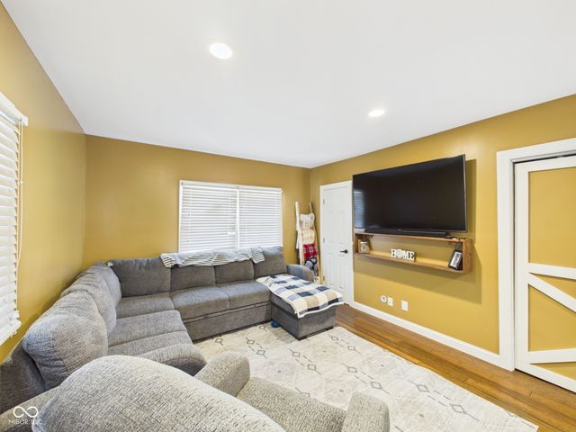 2763 W Hickory Drive, Anderson, IN 46013