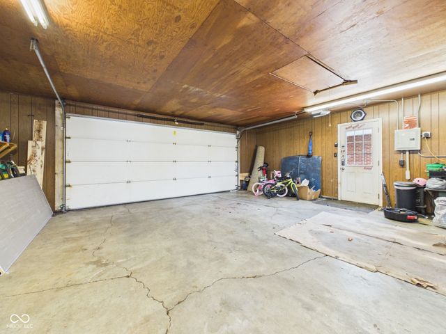 2763 W Hickory Drive, Anderson, IN 46013