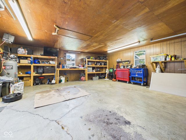 2763 W Hickory Drive, Anderson, IN 46013