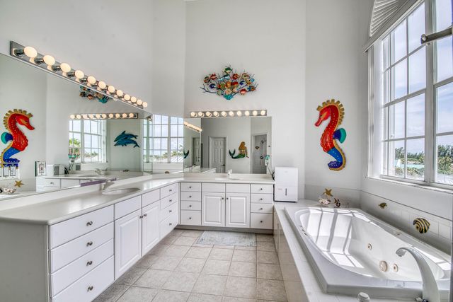 115 Ocean Key Way, Jupiter, FL 33477