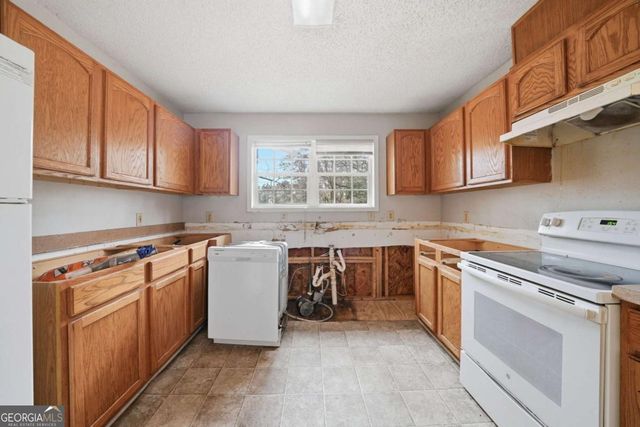 4435 Old Fairburn Road, Atlanta, GA 30349