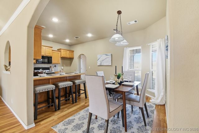 10002 E 97th Place North, Owasso, OK 74055