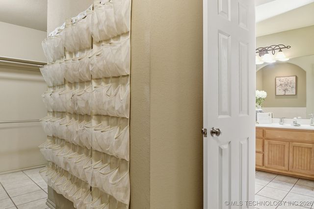 10002 E 97th Place North, Owasso, OK 74055