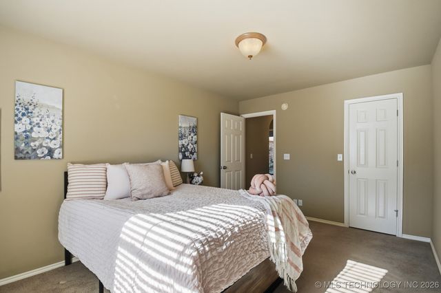 10002 E 97th Place North, Owasso, OK 74055