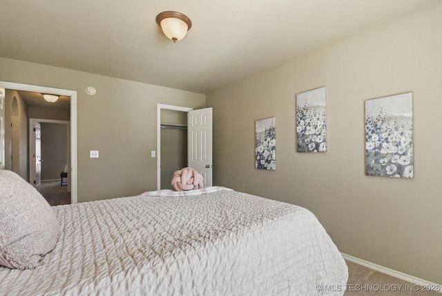 10002 E 97th Place North, Owasso, OK 74055