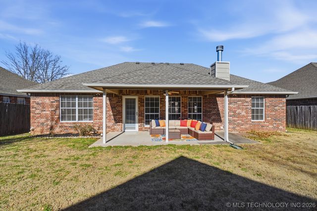 10002 E 97th Place North, Owasso, OK 74055