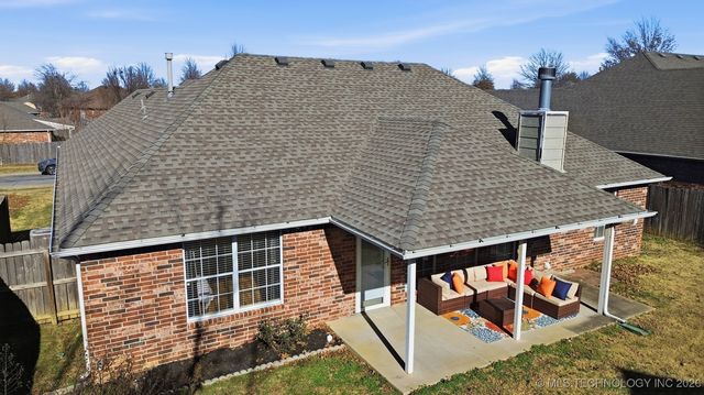 10002 E 97th Place North, Owasso, OK 74055