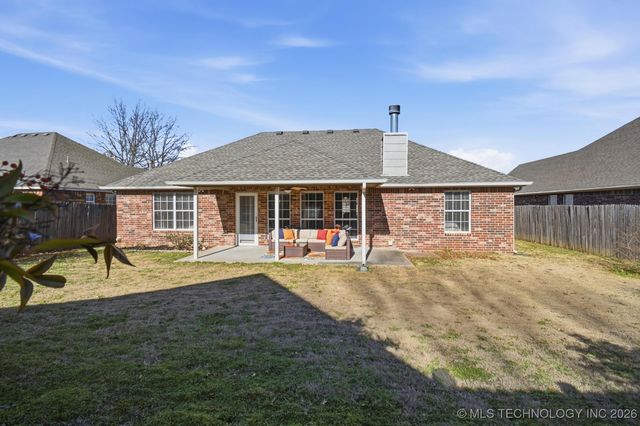 10002 E 97th Place North, Owasso, OK 74055