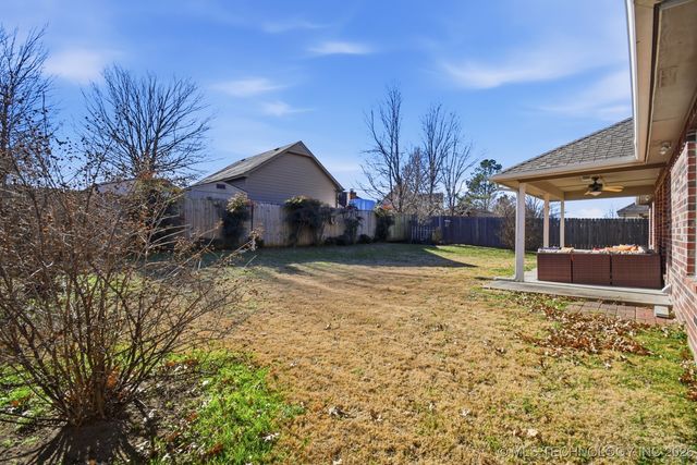 10002 E 97th Place North, Owasso, OK 74055
