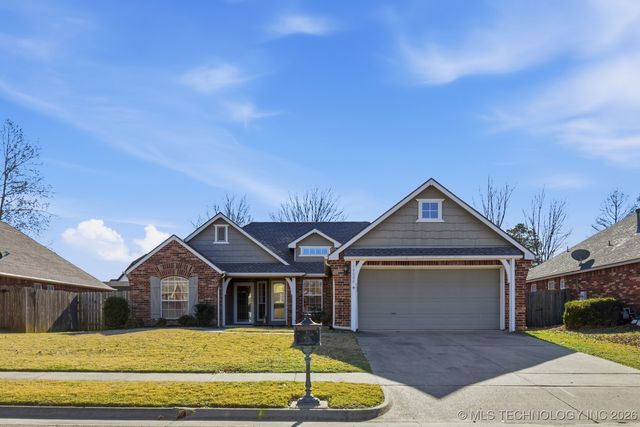 10002 E 97th Place North, Owasso, OK 74055