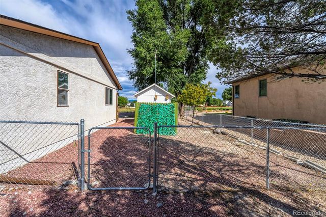 293 W Hahns Peak Avenue, Pueblo West, CO 81007