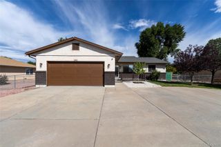 293 W Hahns Peak Avenue, Pueblo West, CO 81007