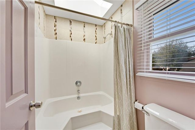 4646 Countryside Drive, Flowery Branch, GA 30542