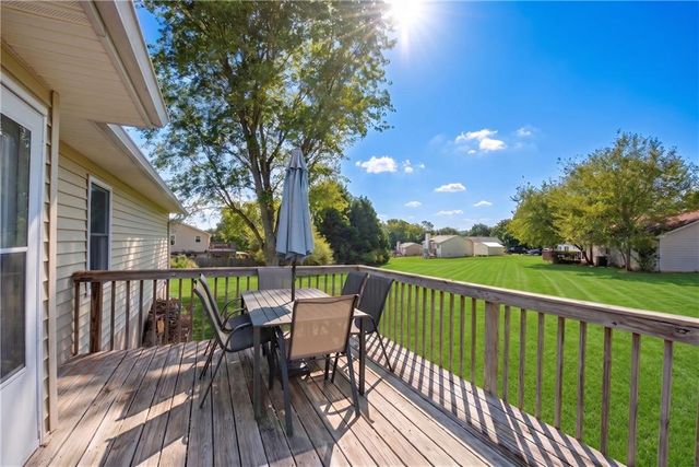 4646 Countryside Drive, Flowery Branch, GA 30542