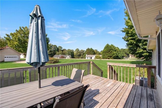 4646 Countryside Drive, Flowery Branch, GA 30542