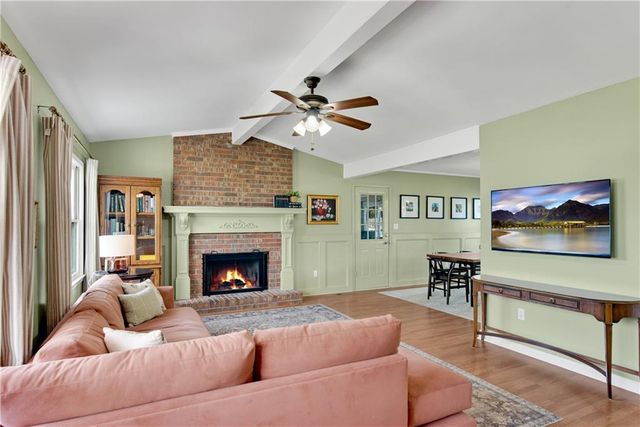 4646 Countryside Drive, Flowery Branch, GA 30542