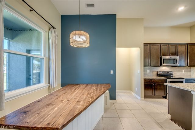 4150 NW 40th AVE, Cape Coral, FL 33993