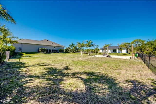 4150 NW 40th AVE, Cape Coral, FL 33993