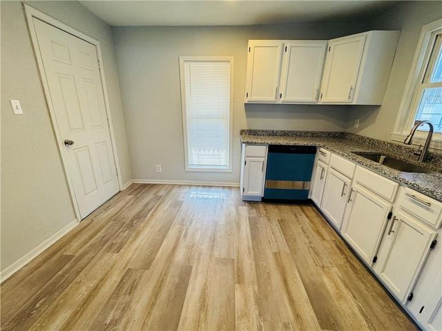 3521 Lexington Avenue, Kansas City, MO 64124