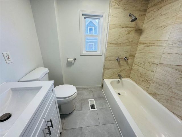 3521 Lexington Avenue, Kansas City, MO 64124